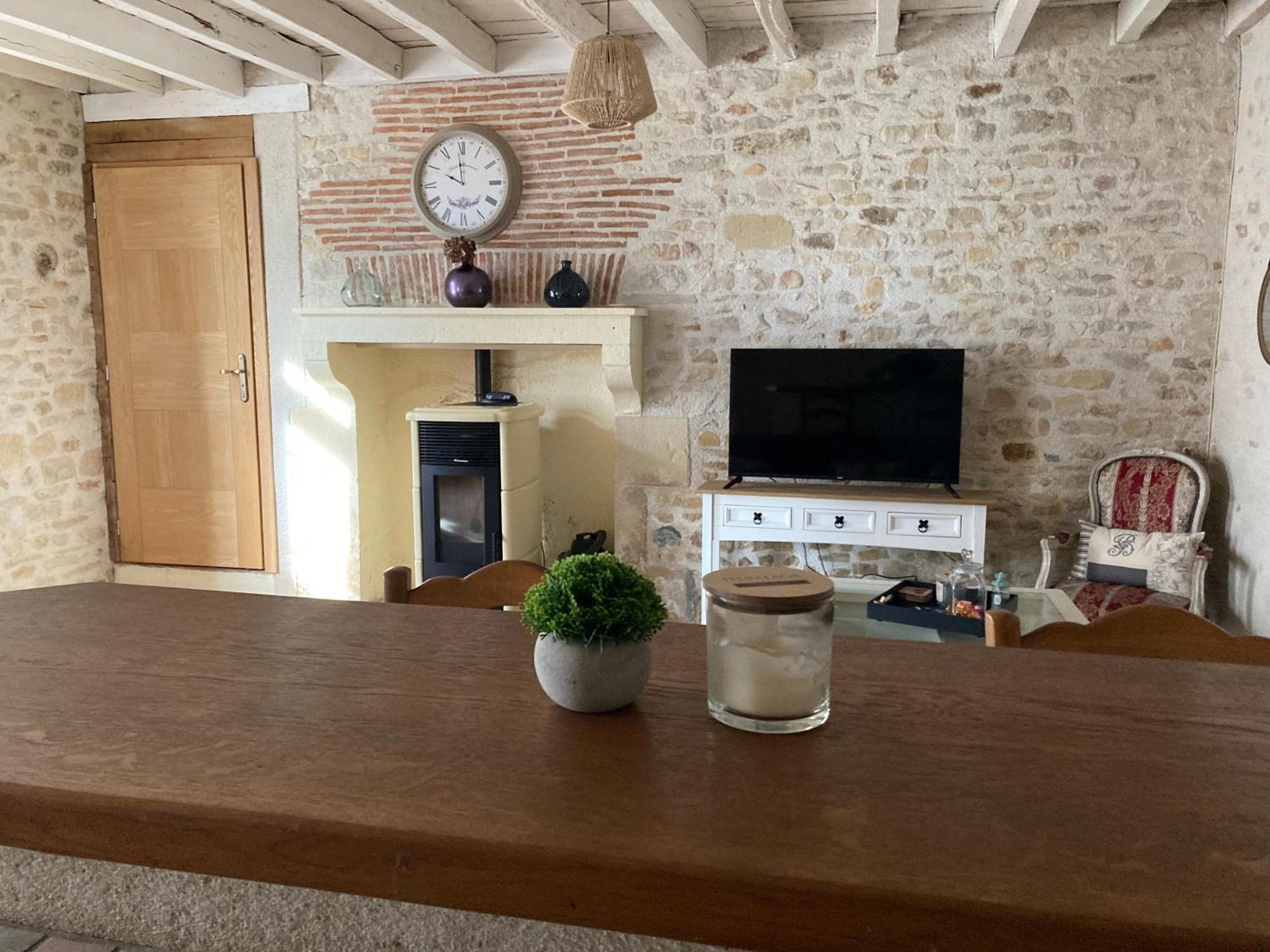 Jolie Fermette A 2 Min Du Circuit De Magny Cours Holiday home *