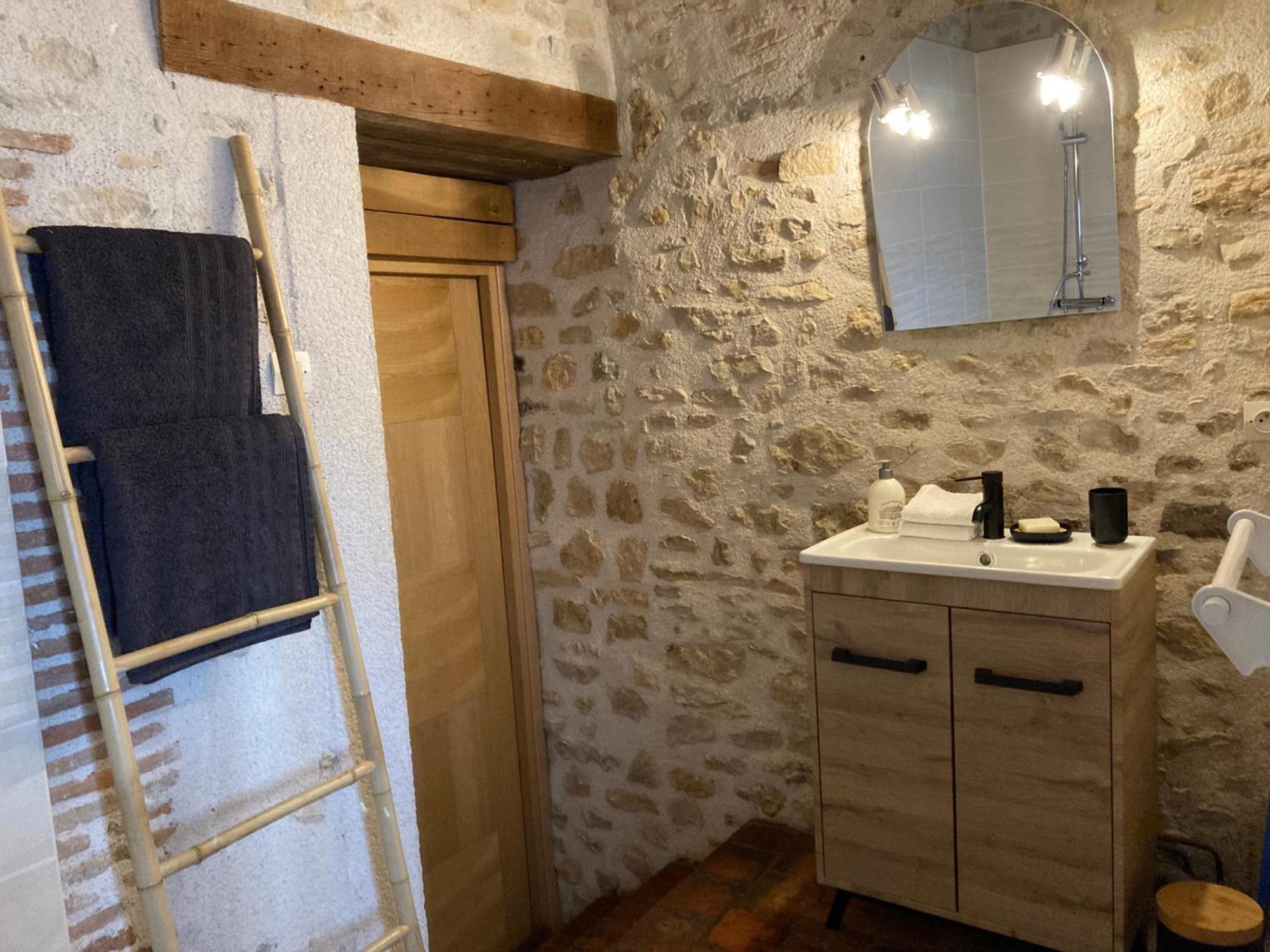 Holiday home Jolie Fermette A 2 Min Du Circuit De Magny Cours